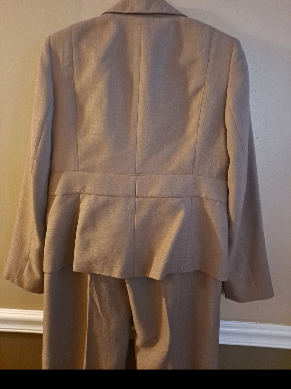 Le Suit Tan Women's Two-Piece Blazer Set - Picture 2 of 6
